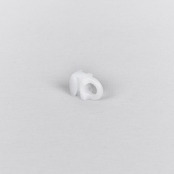 Plastic slider for hook and metal curtain clips white colour No. 4048
